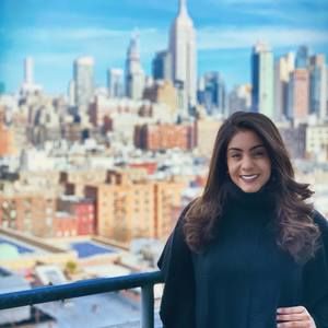 Meet your Posher, Azra